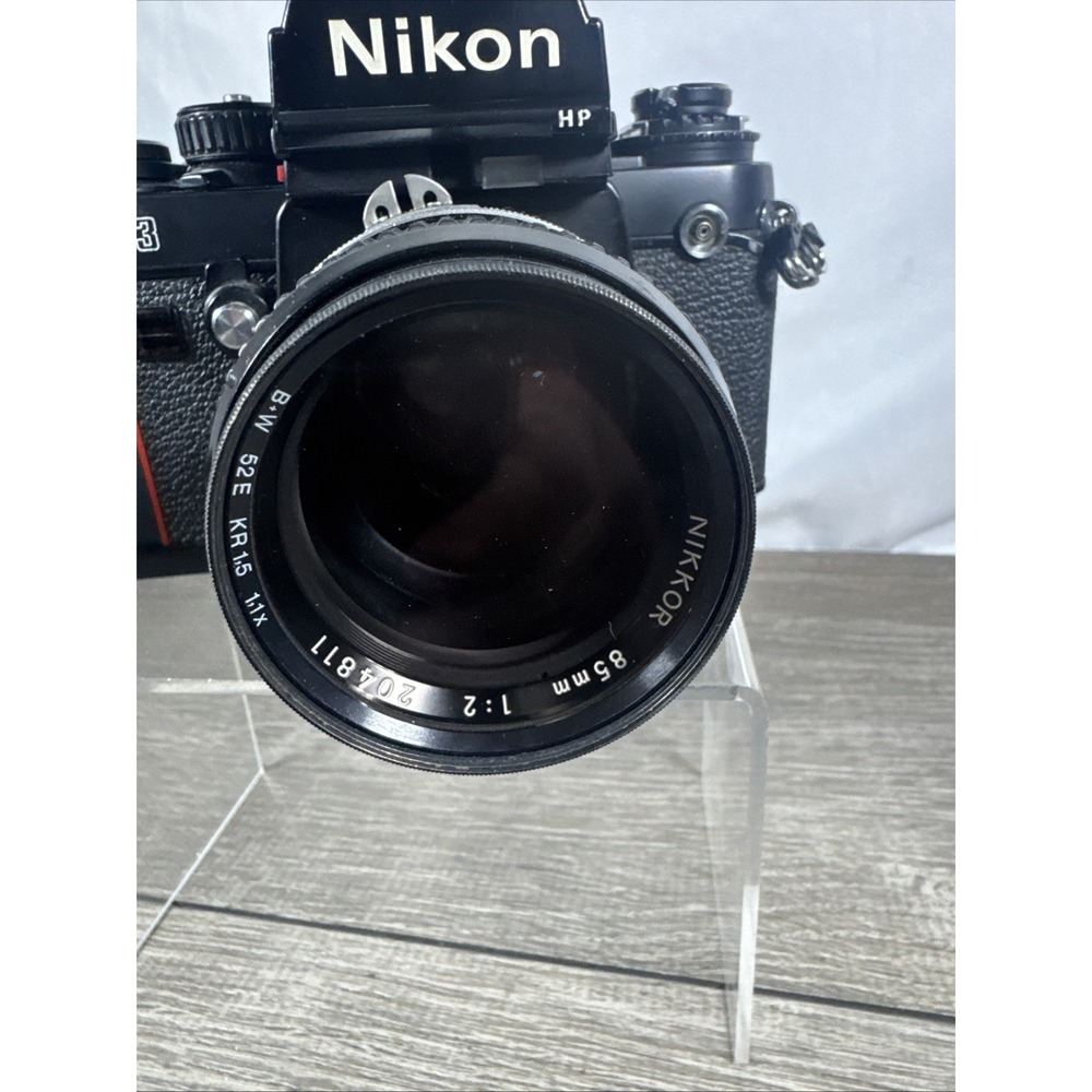Nikon F3 SLR 35mm Film Camera Black with Nikkor 85mm 1:2 Manual Focus Lens Works - Picture 2 of 8